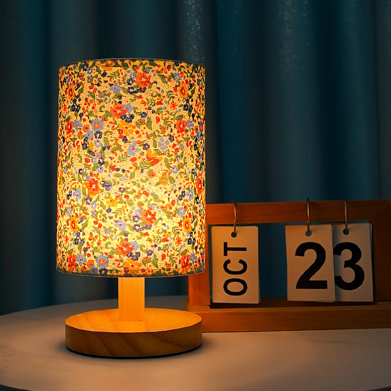 Retro Literary LED Bedside Table Lamp